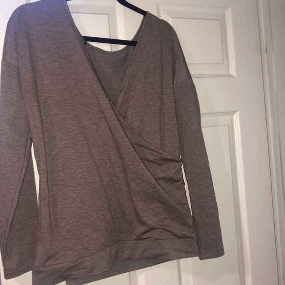 Top - Picture 2 of 2